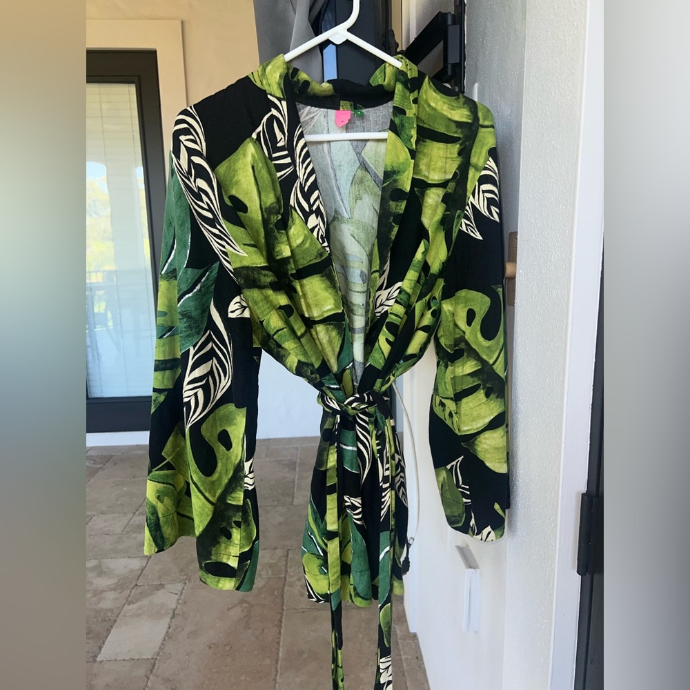 Farm Rio Brazil RARE Green and Black Leaf Print Tropical Kimono Robe